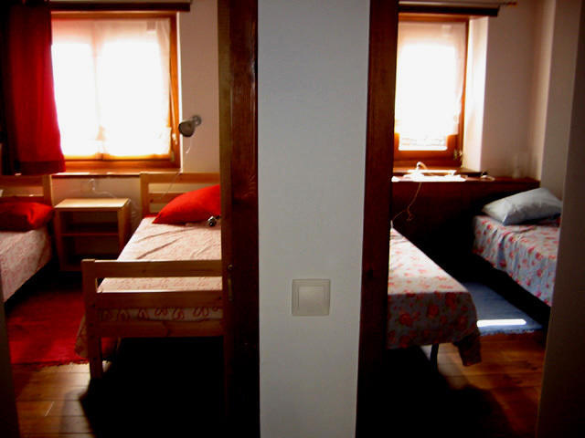 Apartamentos Rentaran Tredós Rum bild